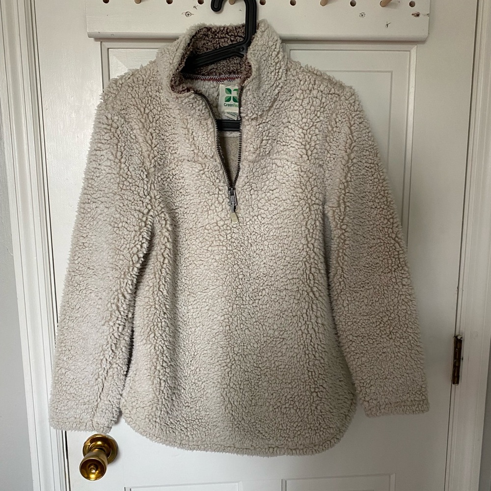 1/4 zip Sherpa long sleeve. Size S